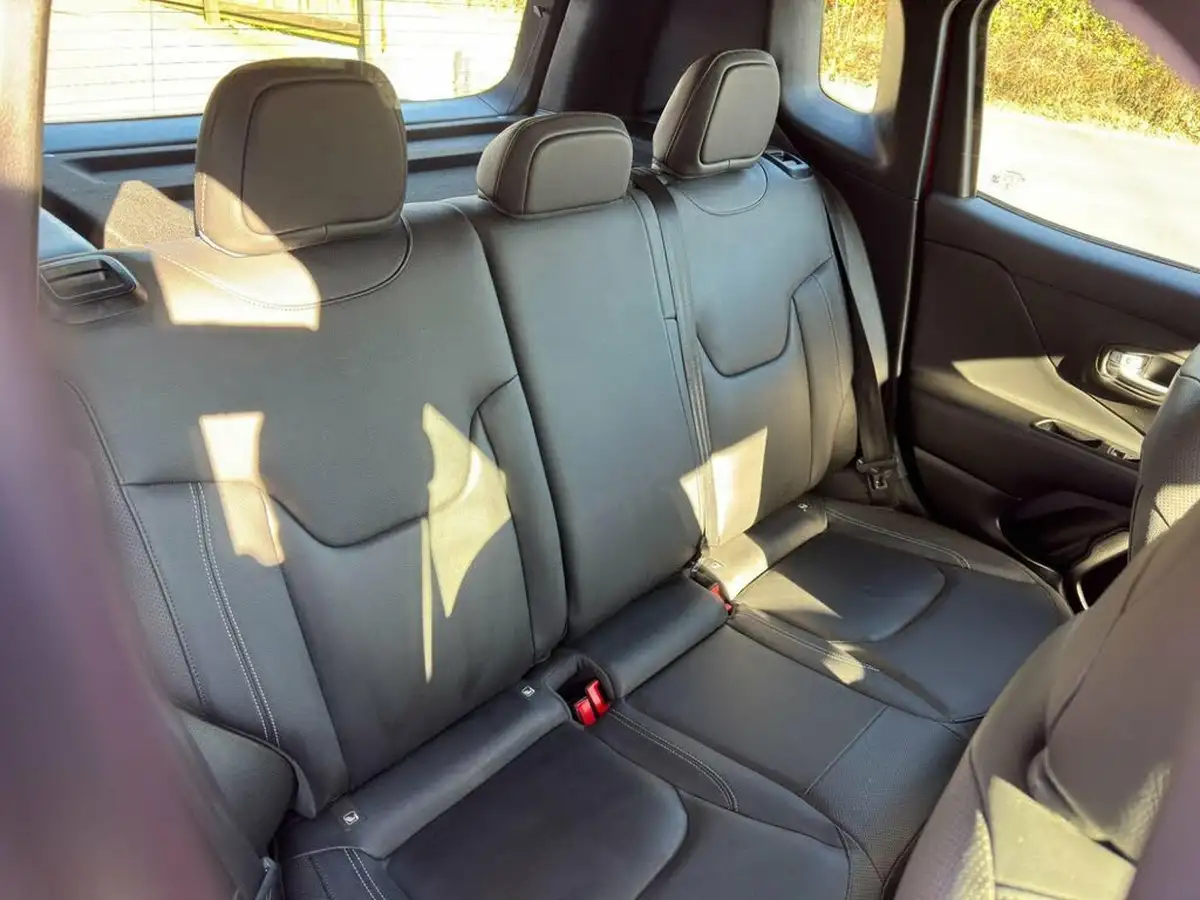 2020-jeep-renegade-16-multijet-ii-limited-big-19