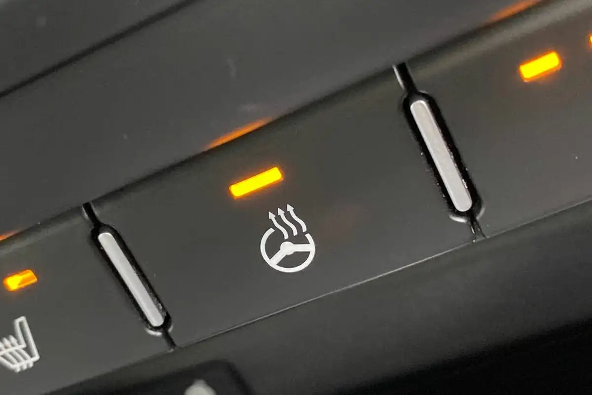 2021-kia-xceed-15-t-gdi-4-dct-big-39