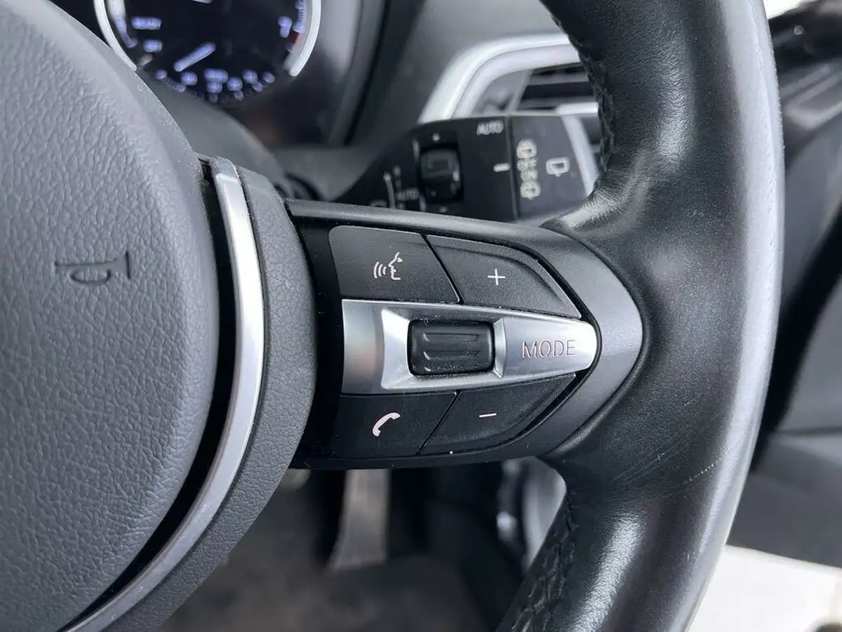 2019-bmw-1-series-15-118i-m-sport-shadow-edition-5d-big-50
