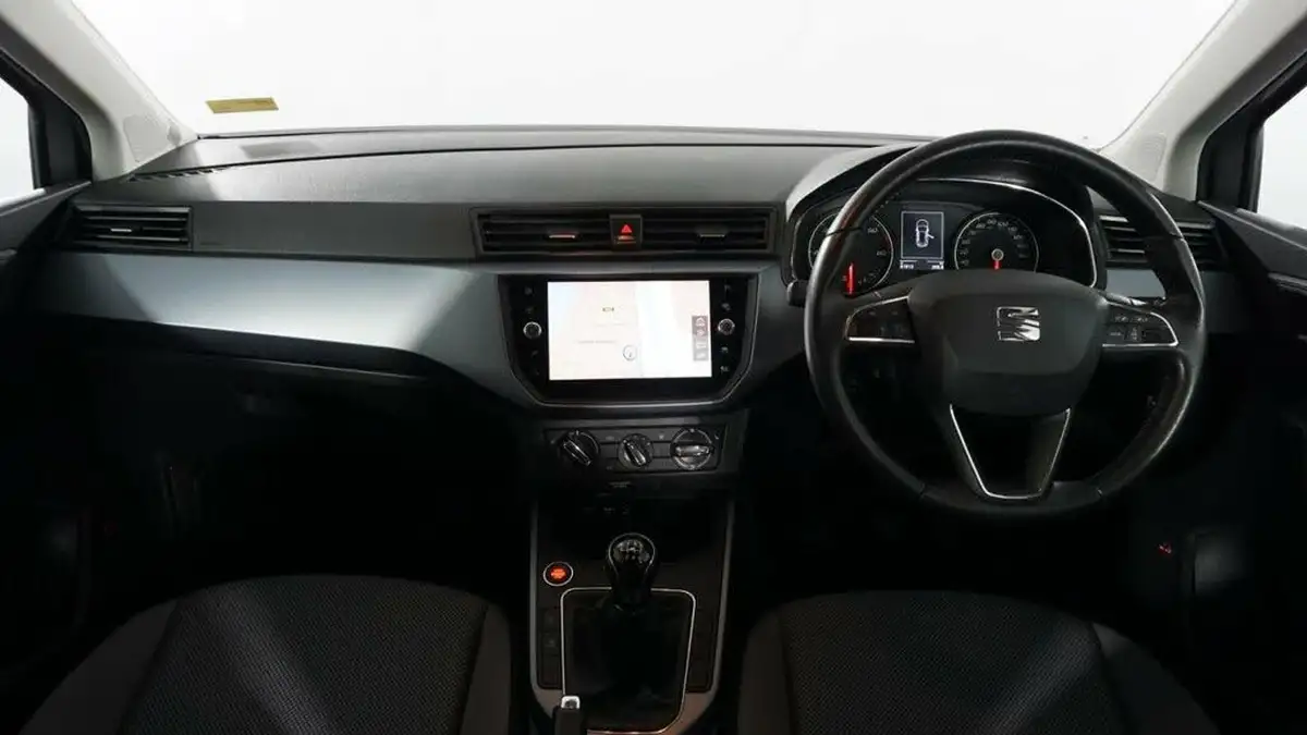 2019-seat-arona-16tdi-se-technology-lux-115ps-ss-big-12