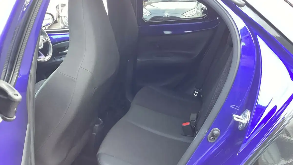 2024-toyota-aygo-x-10-vvt-i-exclusive-big-12