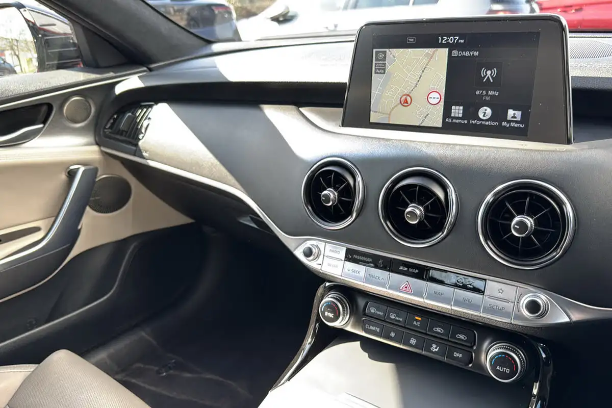 2020-kia-stinger-33-t-gdi-gt-s-365bhp-big-45
