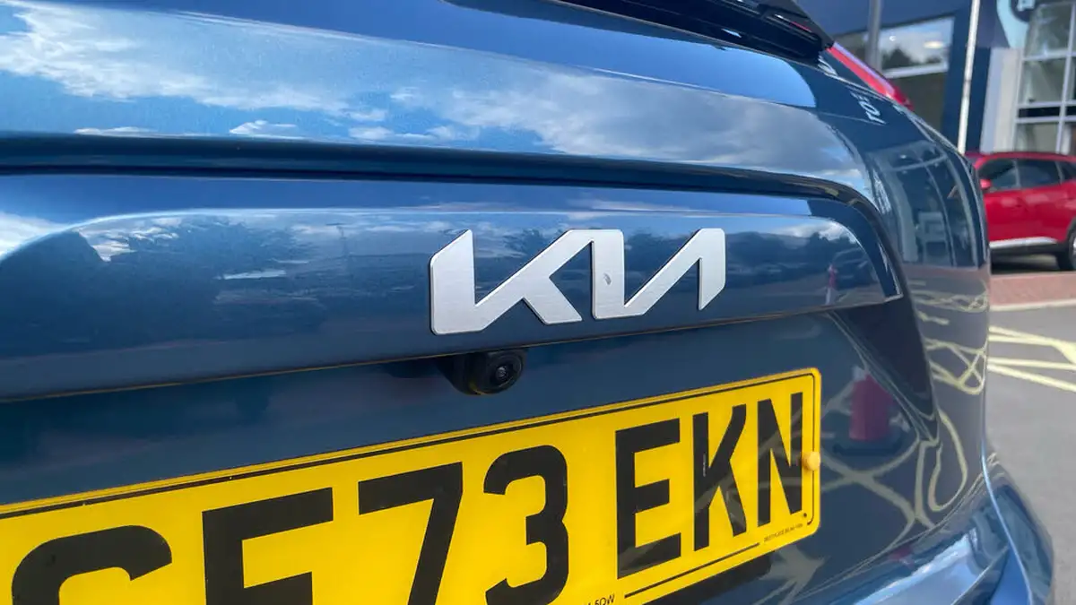 2023-kia-niro-ev-e-4-heat-pump-big-25