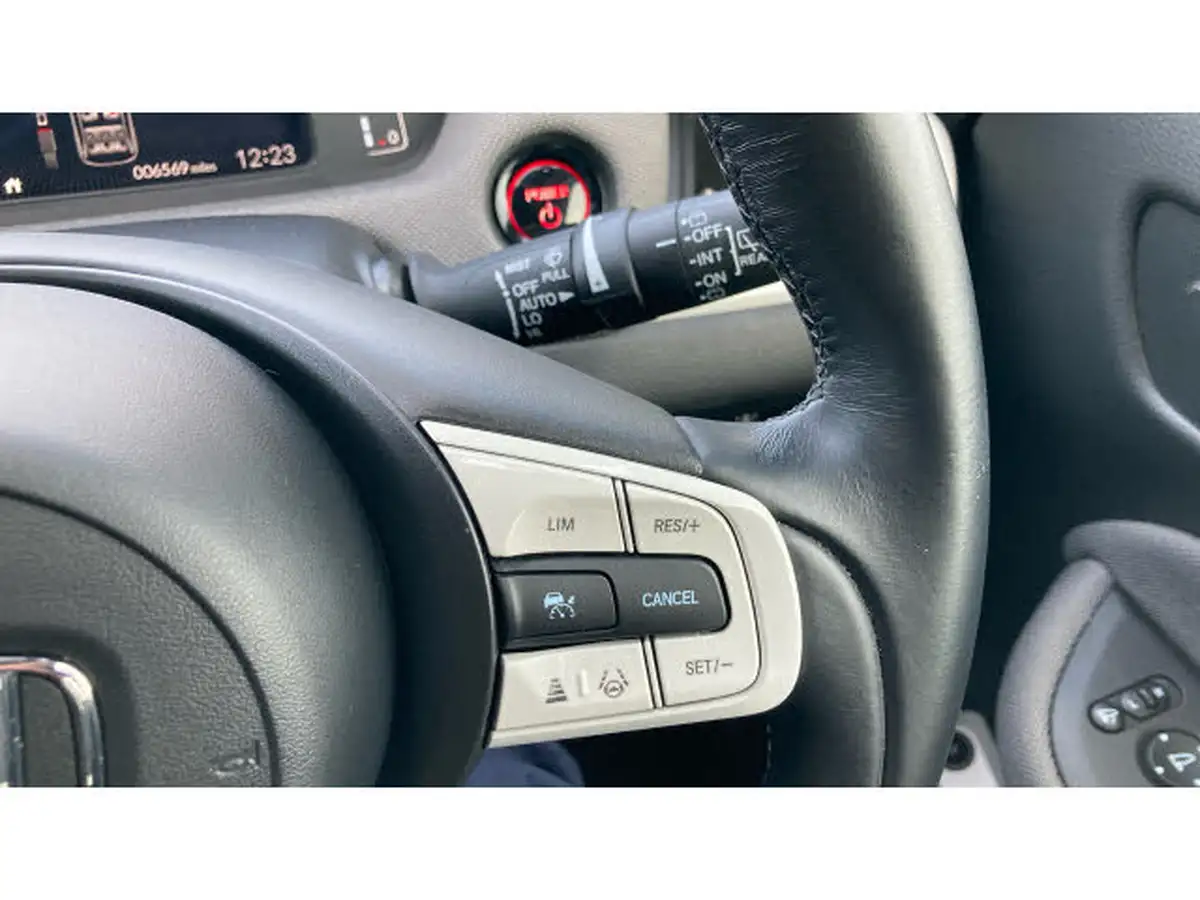 2022-honda-jazz-15-i-mmd-ex-109ps-big-37