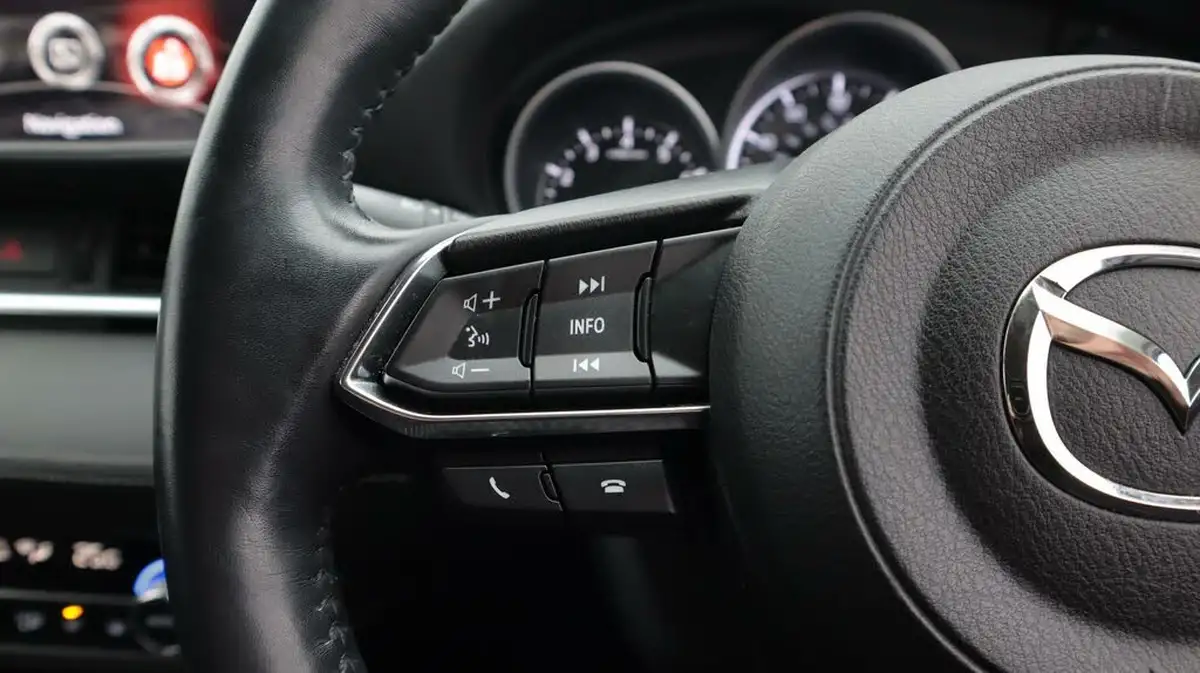2019-mazda-mazda6-20-skyactiv-g-sport-nav-saloon-4d-big-25