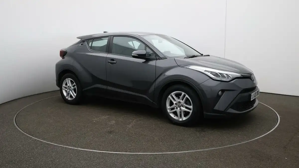 2020-toyota-c-hr-18-vvt-i-icon-parking-pack-big-45