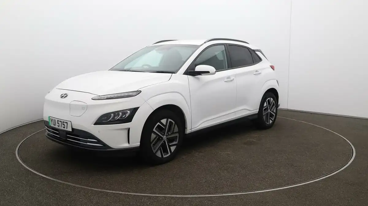 2022-hyundai-kona-e-premium-204ps-64kwh-7kw-obc-big-3