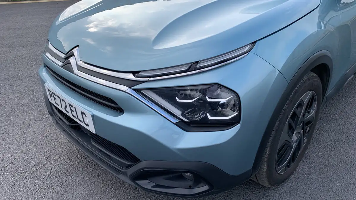 2022-citroen-c4-12-puretech-sense-big-44