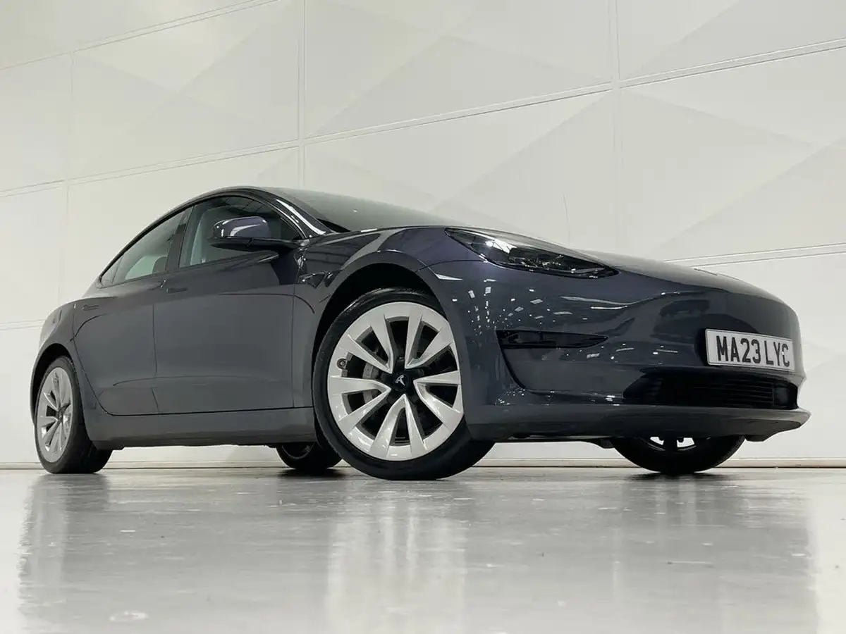 2023-tesla-model-3-e-rwd-241bhp-big-46