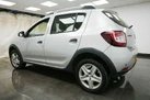 2013-dacia-sandero-stepway-09-laureate-small-6