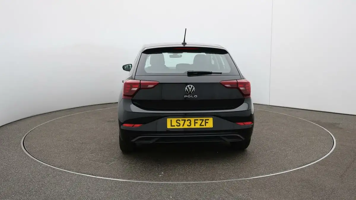 2024-volkswagen-polo-10-life-big-56