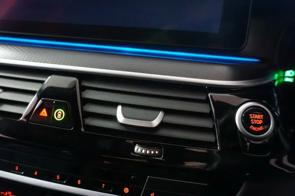 2022-bmw-5-series-20-530e-m-sport-touring-5d-big-30