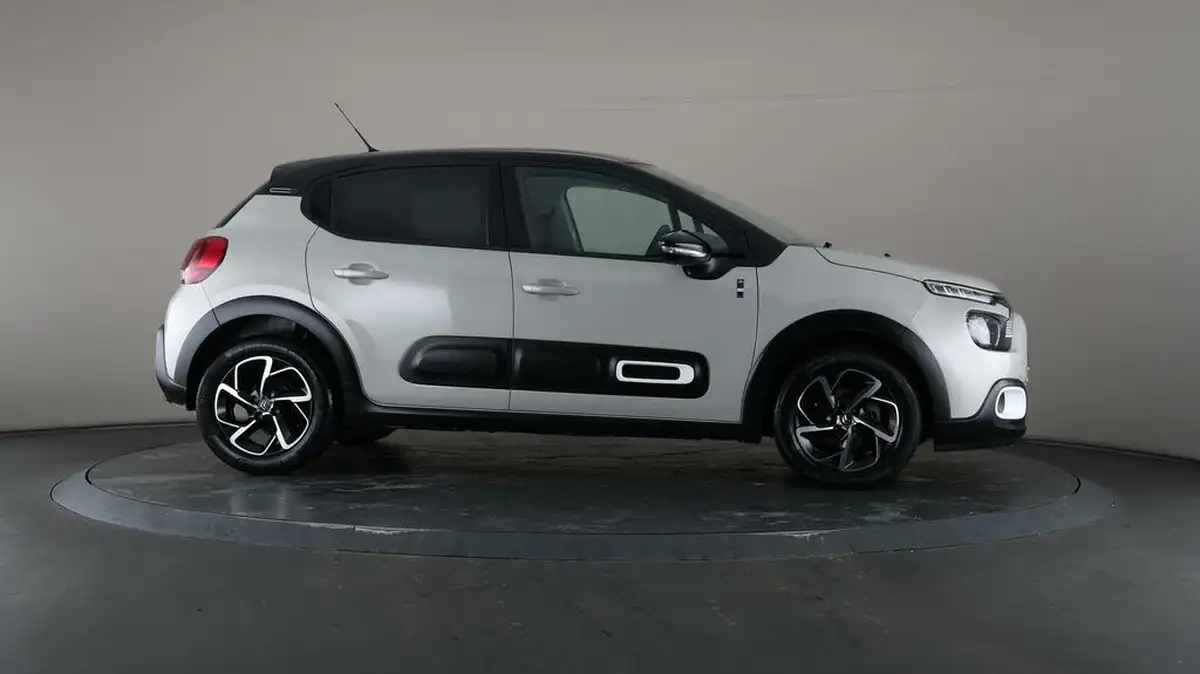 2021-citroen-c3-12-puretech-saint-james-83ps-big-8
