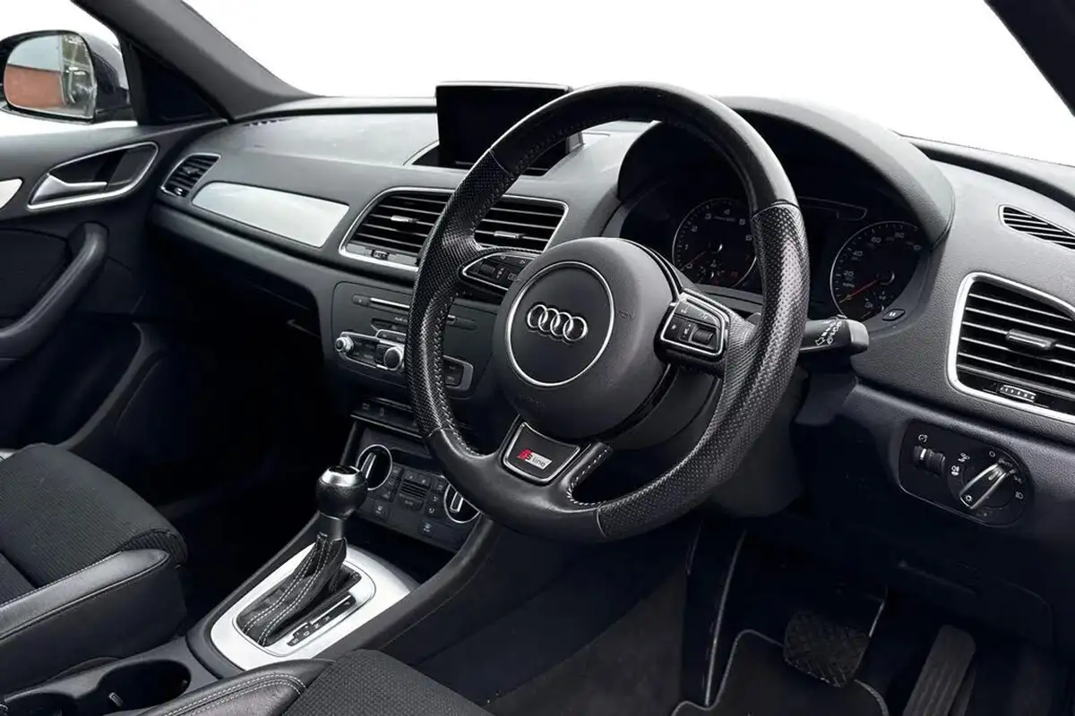 2018-audi-q3-14-tfsi-s-line-edition-tronic-big-7