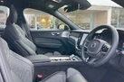 2024-volvo-xc60-20-b5-ultra-dark-small-24