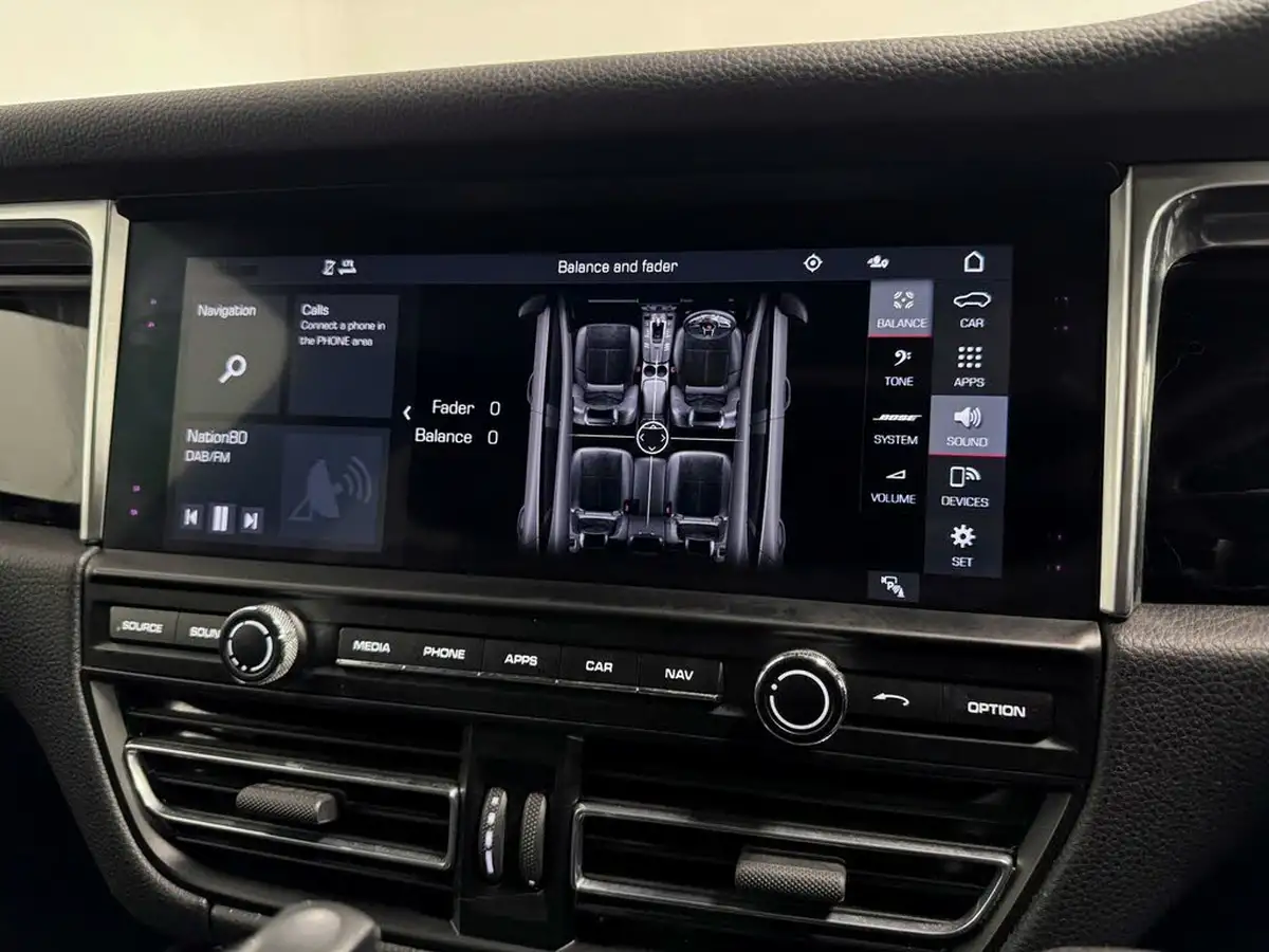2020-porsche-macan-30-v6-s-big-58