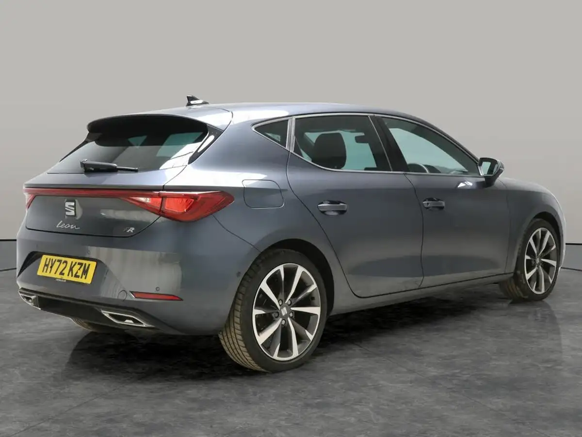2023-seat-leon-big-6