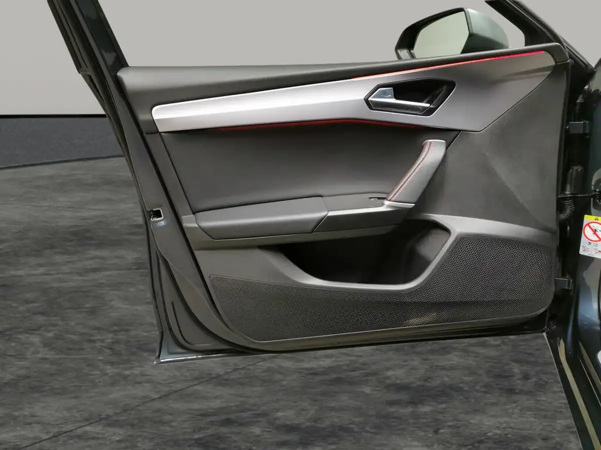 2023-seat-leon-big-26