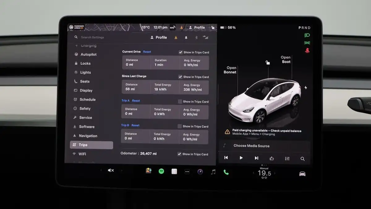 2022-tesla-model-y-e-long-range-big-9