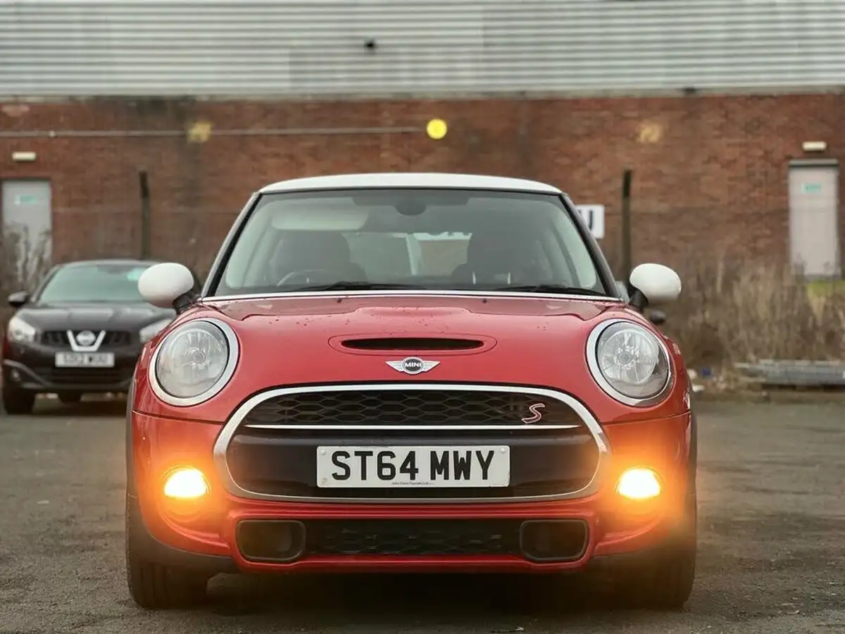 2014-mini-cooper-20-cooper-s-3d-sport-auto-big-0
