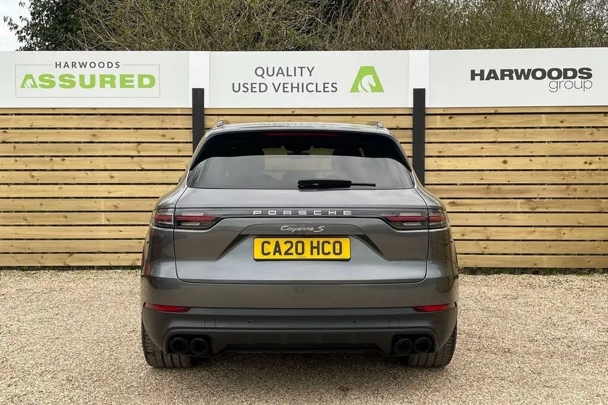 2020-porsche-cayenne-30-v6-s-big-9