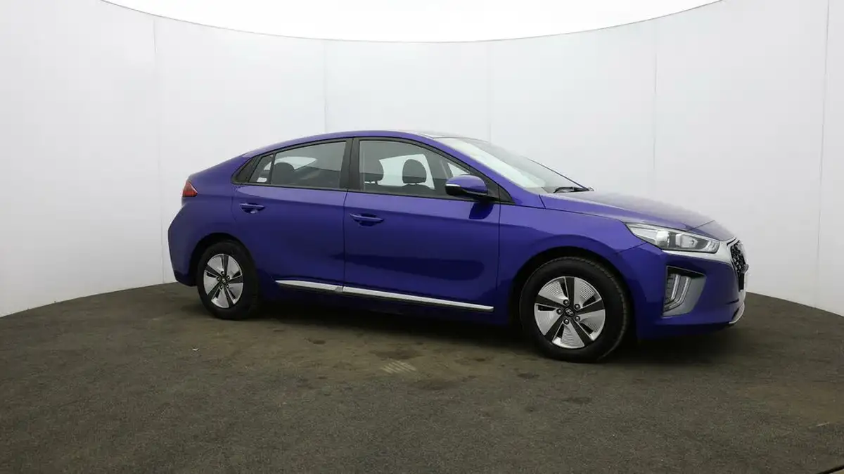 2021-hyundai-ioniq-16-gdi-premium-se-hybrid-big-47