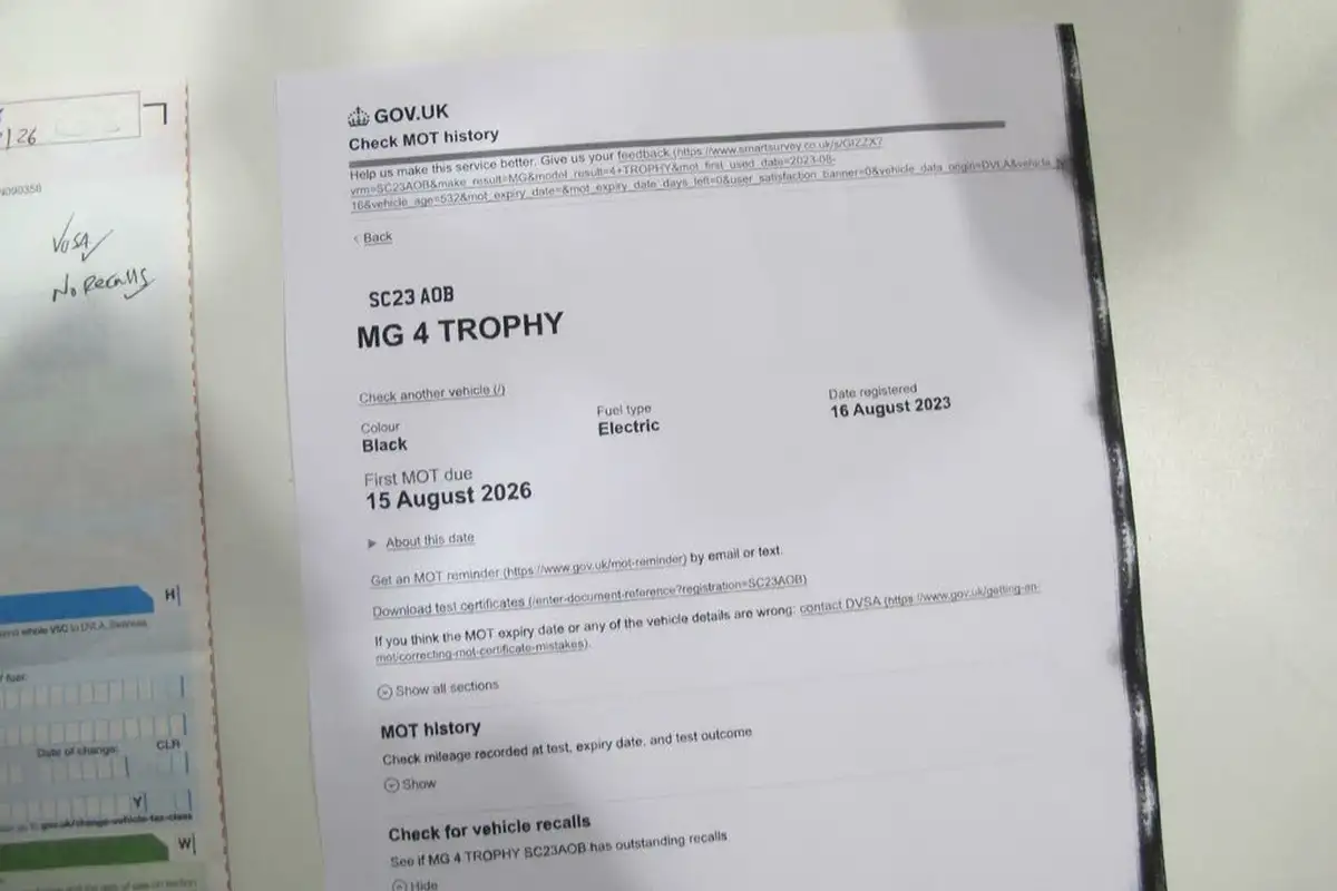 2023-mg-mg4-e-trophy-ev-203ps-long-big-60