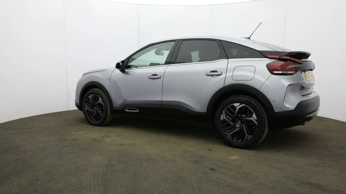2021-citroen-c4-12-puretech-shine-130ps-eat8-big-64