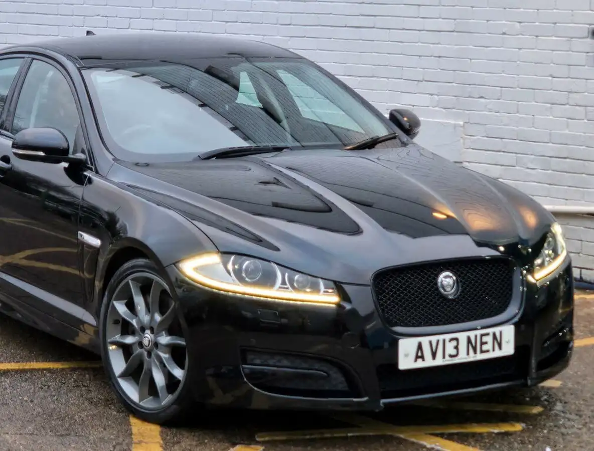 2013-jaguar-xf-30-premium-luxury-big-12