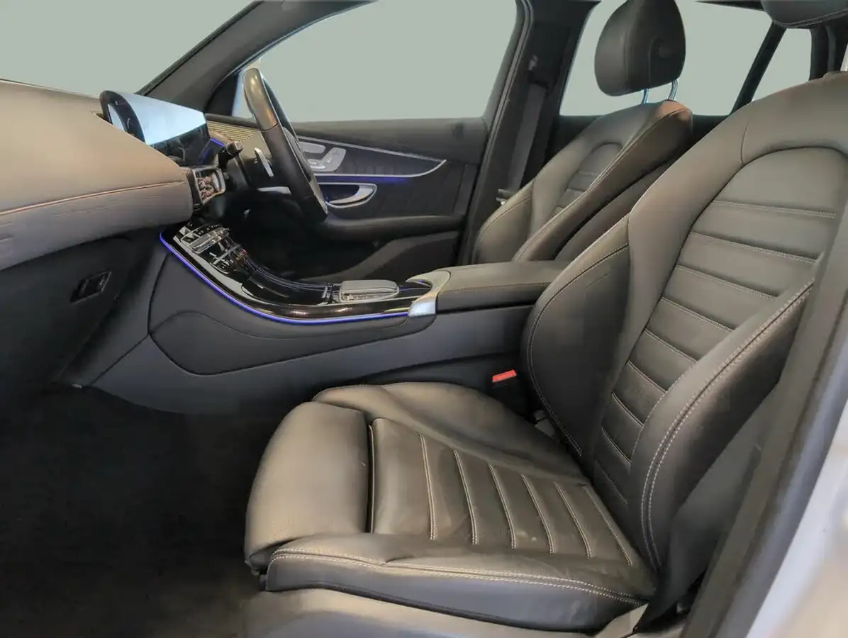 2022-mercedes-benz-eqc-e-eqc-400-amg-line-premium-plus-big-3