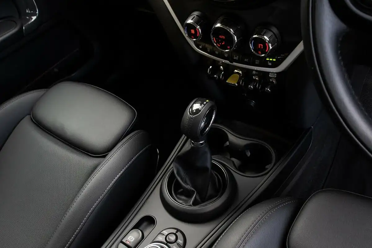 2020-mini-countryman-15-cooper-s-e-phev-classic-221bhp-big-31