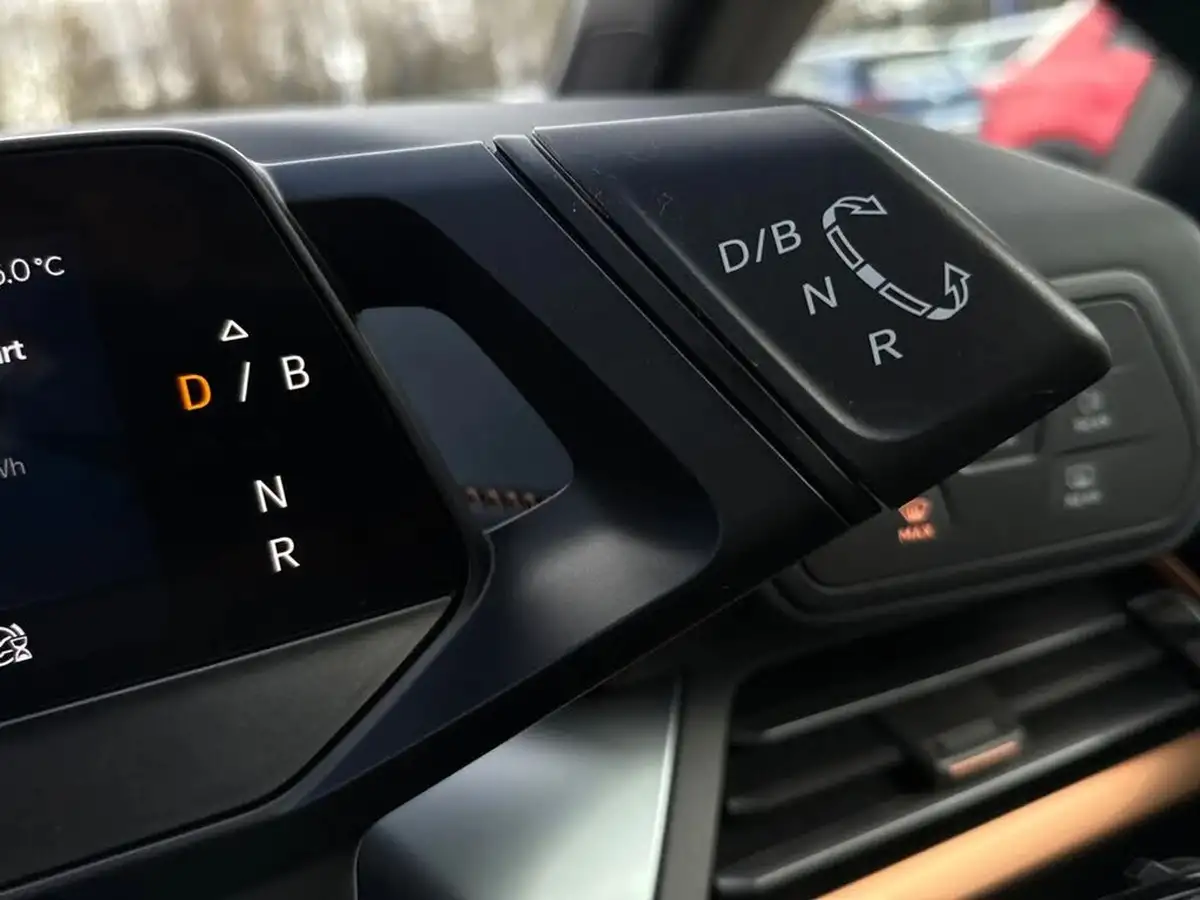 2022-cupra-born-e-v3-230ps-77kwh-e-boost-big-46