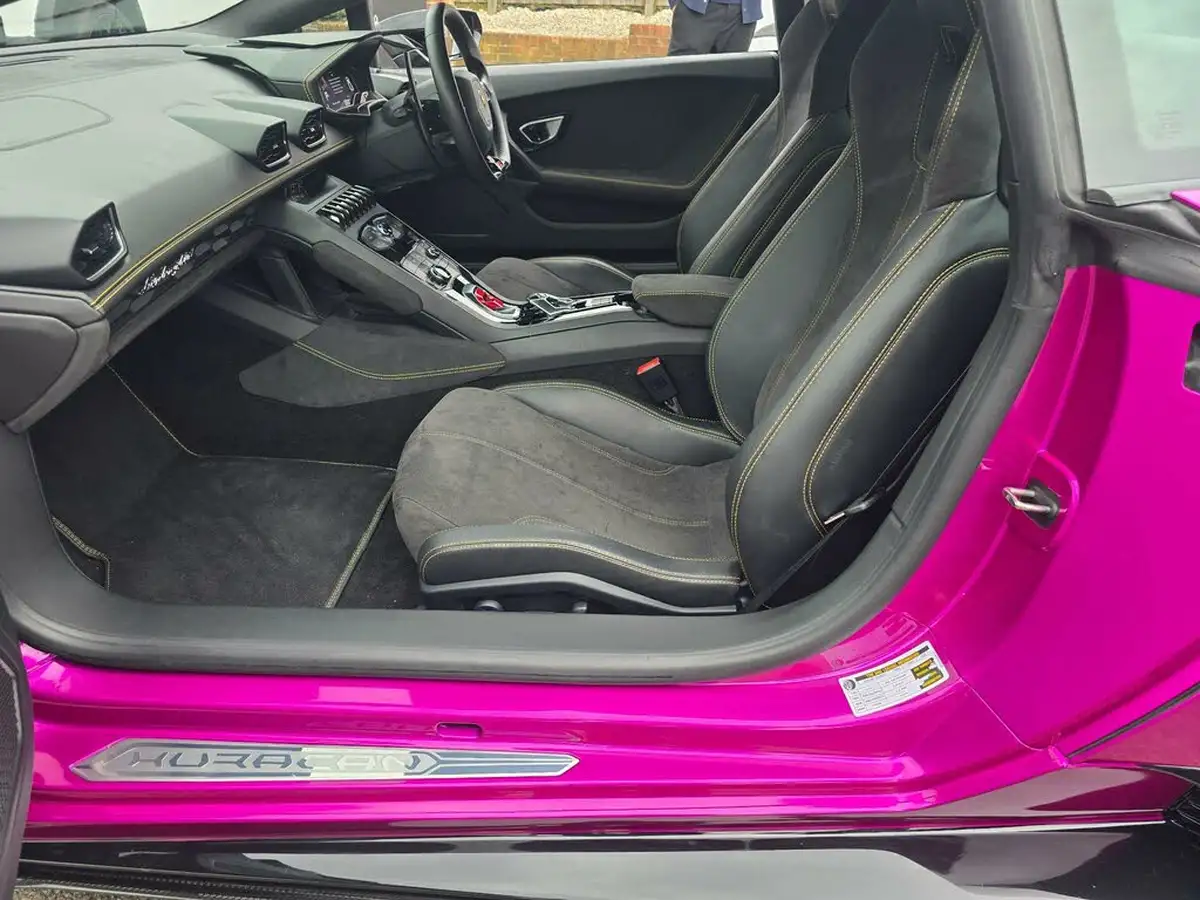 2017-lamborghini-huracan-big-33