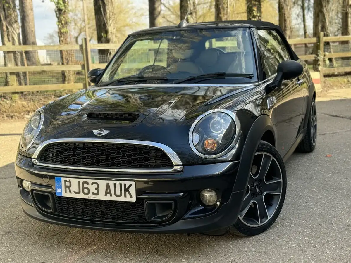 2013-mini-cooper-16-cooper-s-convertible-2d-big-29