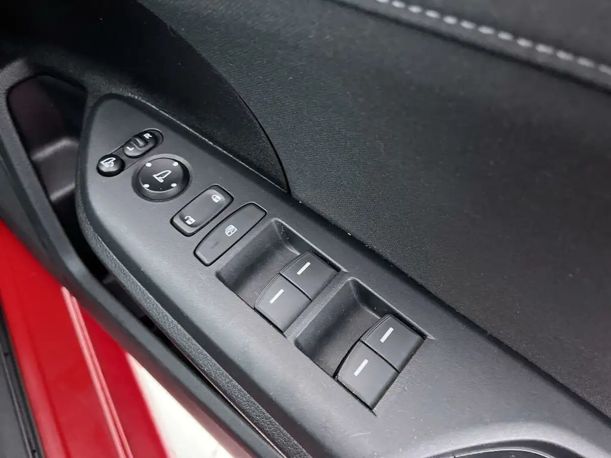 2019-honda-civic-10-vtec-turbo-sr-hatchback-5d-big-49