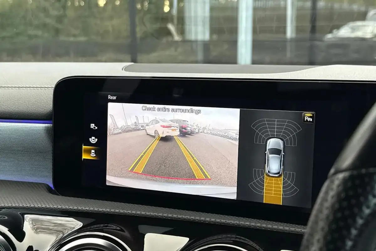 2021-mercedes-benz-a-class-20d-a220d-exclusive-edition-plus-big-48