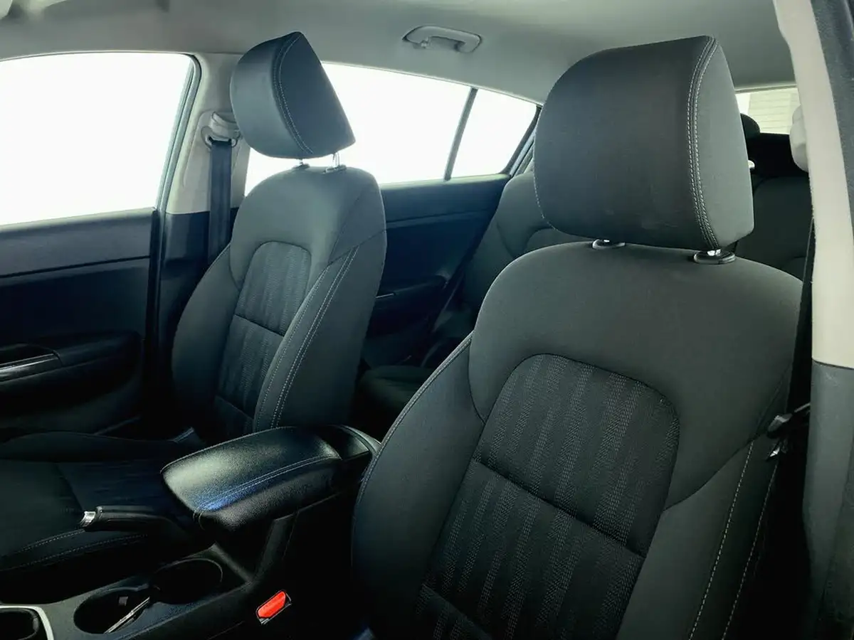 2017-kia-sportage-16-gdi-1-big-29