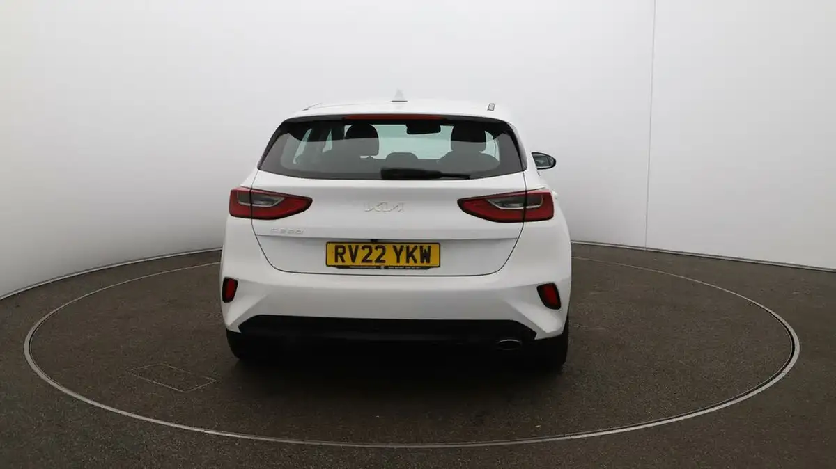 2021-kia-ceed-10-t-gdi-2-hatchback-big-6