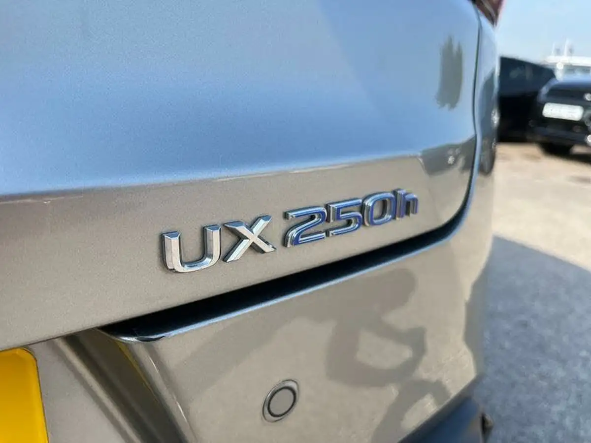 2020-lexus-ux-250h-20-f-sport-premium-pack-w-navigationlexus-driver-assist-big-20