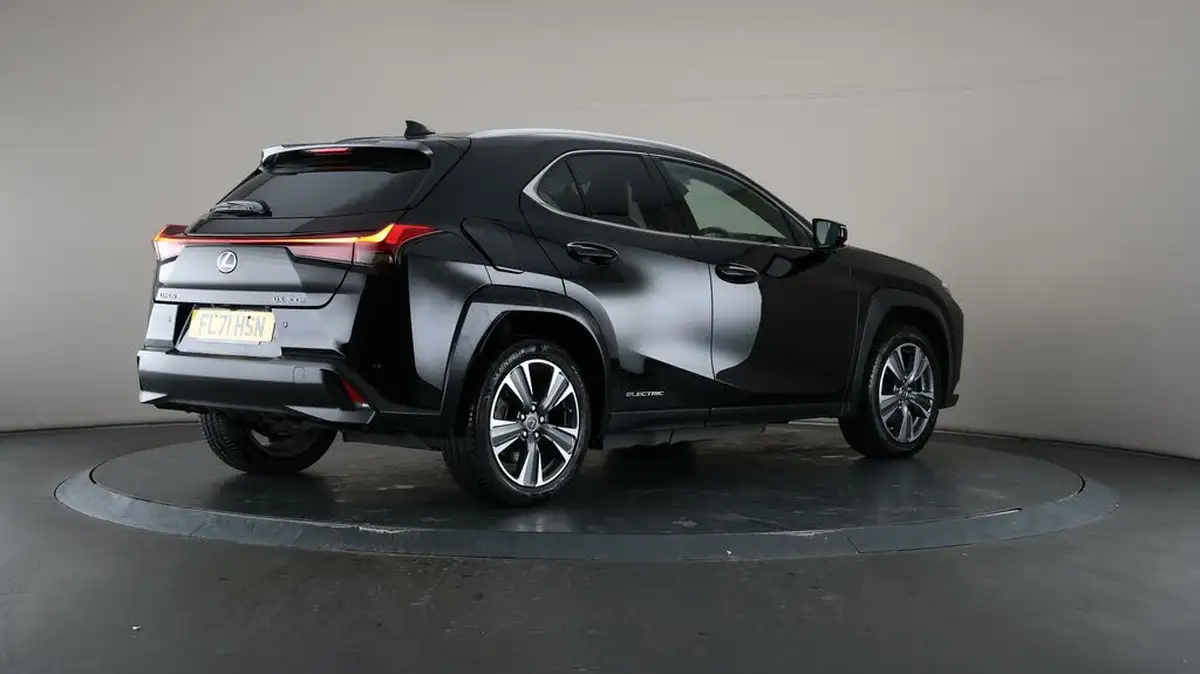 2021-lexus-ux-300e-e-ux-big-67