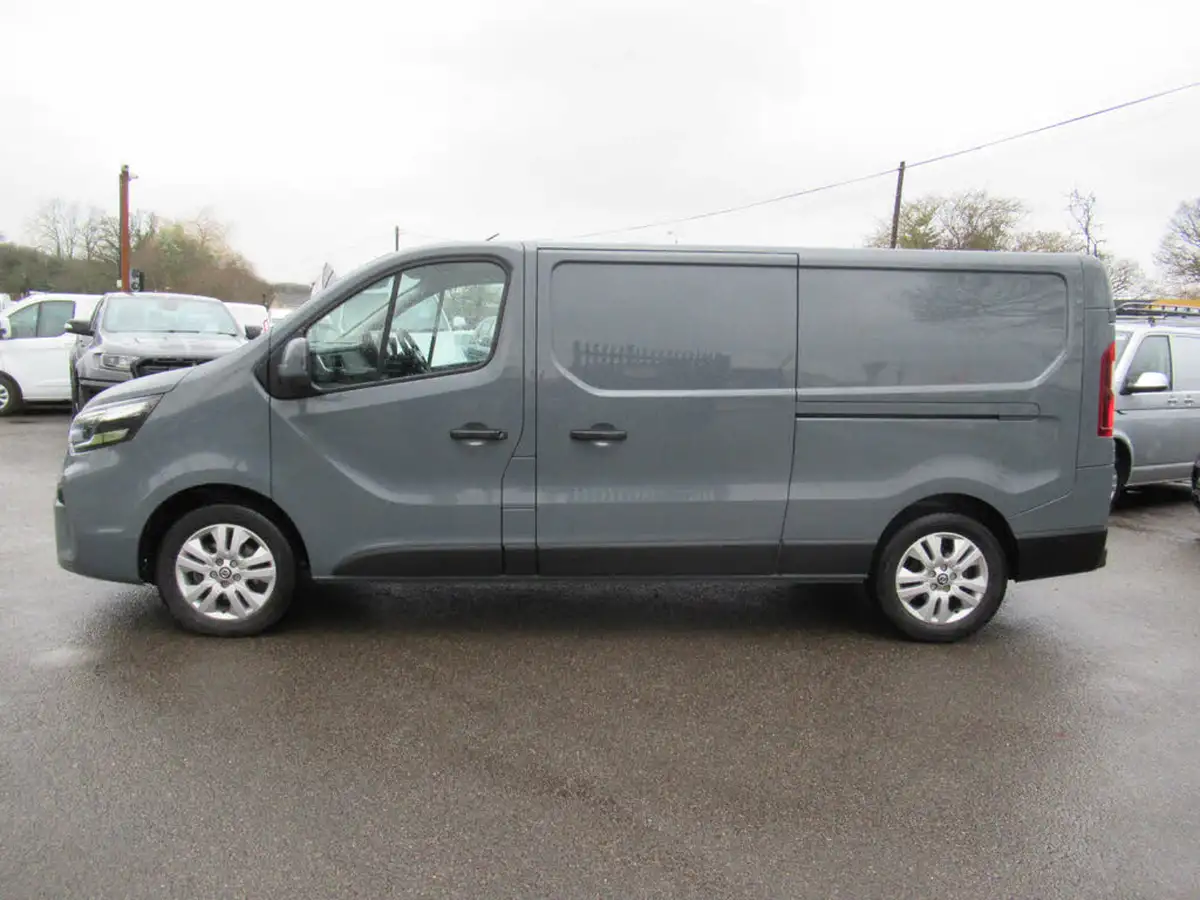 2023-nissan-primastar-20dci-tekna-30-l2h1-150pseu6d-panel-auto-big-2