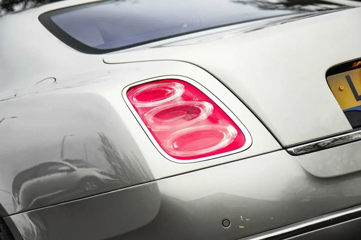 2012-bentley-mulsanne-675-big-14