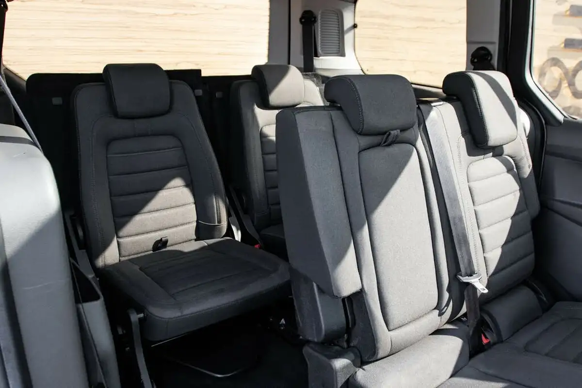 2020-ford-grand-tourneo-connect-15-titanium-big-33