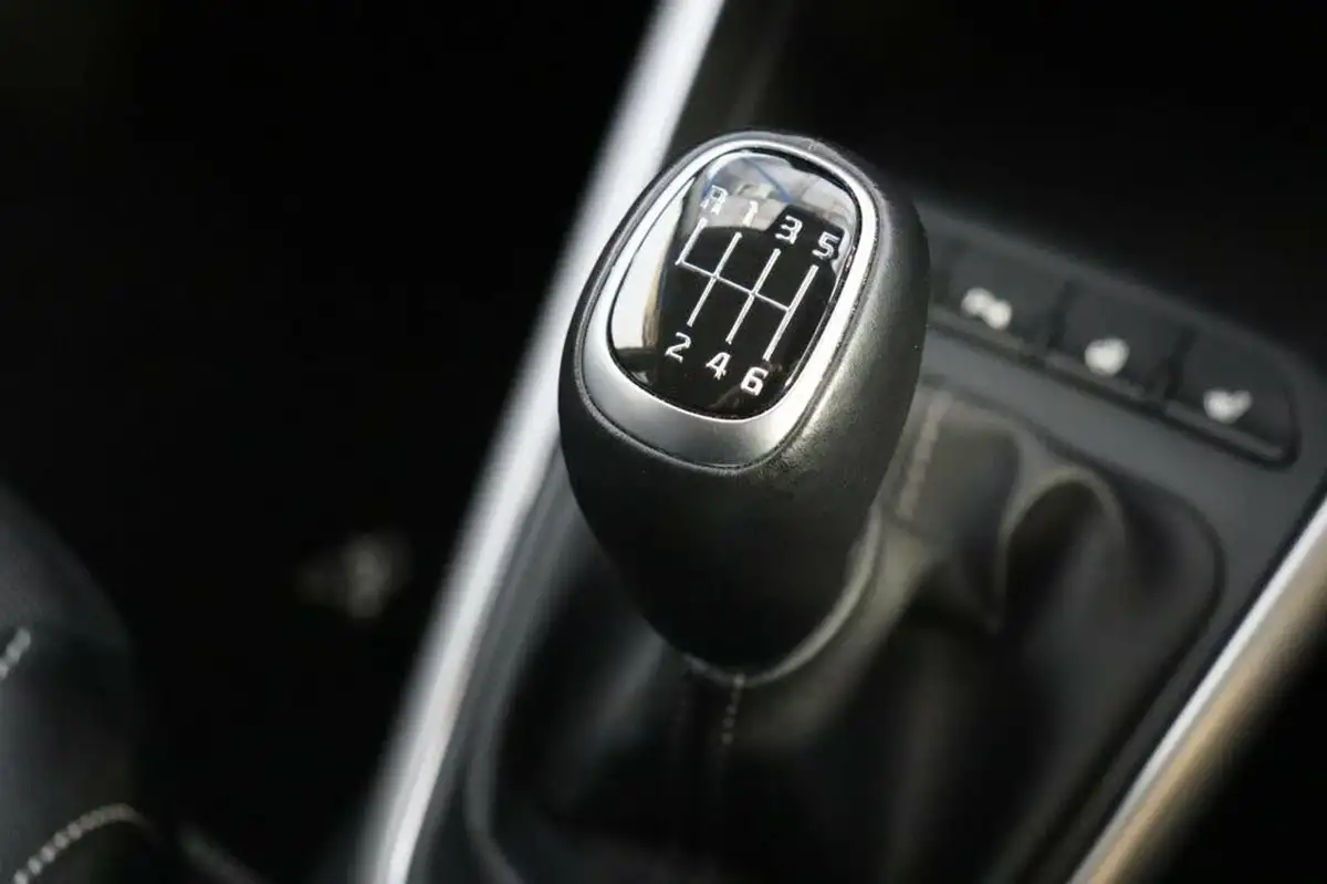 2023-kia-stonic-10-t-gdi-gt-line-s-118bhp-big-30