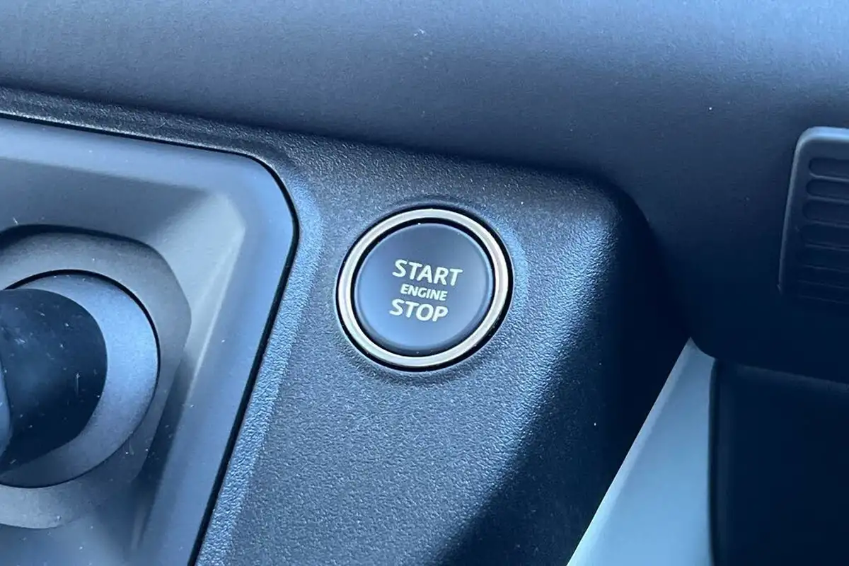 2024-land-rover-90-defender-30-d250-hard-top-standard-90-big-31