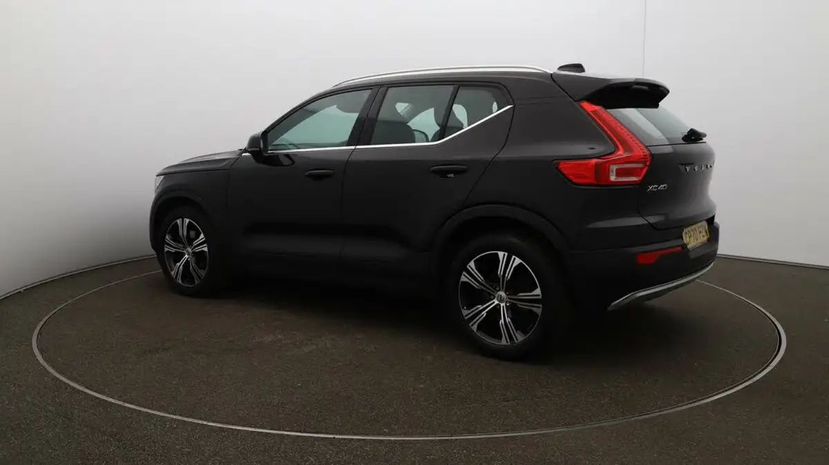 2020-volvo-xc40-20-b4-inscription-pro-big-34
