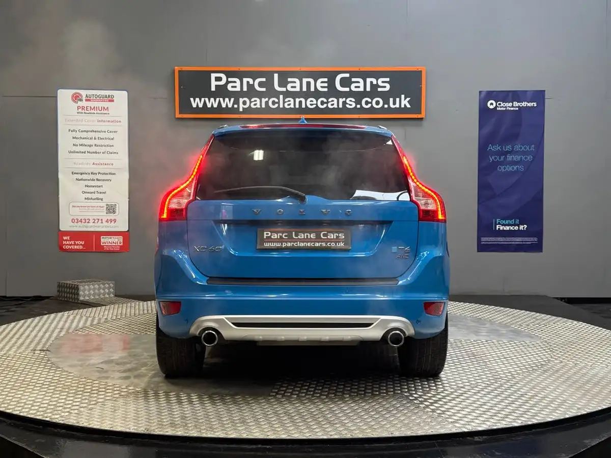 2013-volvo-xc60-30-t6-r-design-big-3