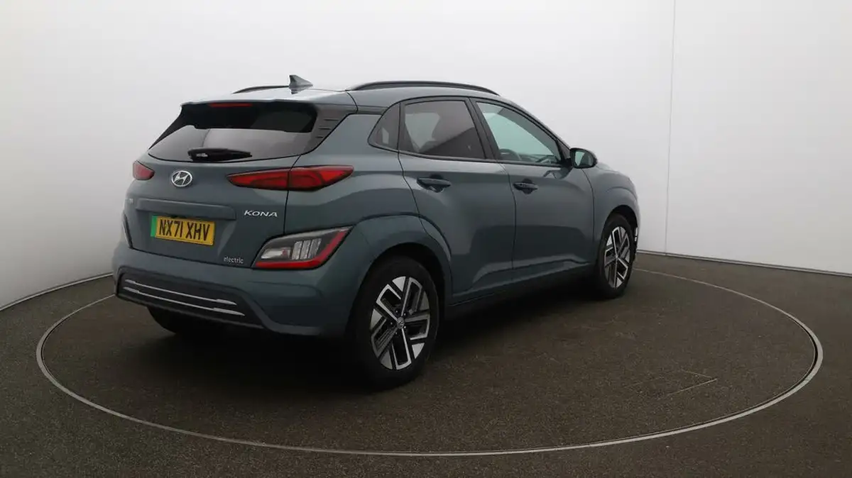 2022-hyundai-kona-e-premium-204ps-64kwh-7kw-obc-big-7