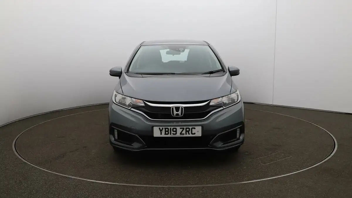 2019-honda-jazz-13-i-vtec-s-cvt-big-2