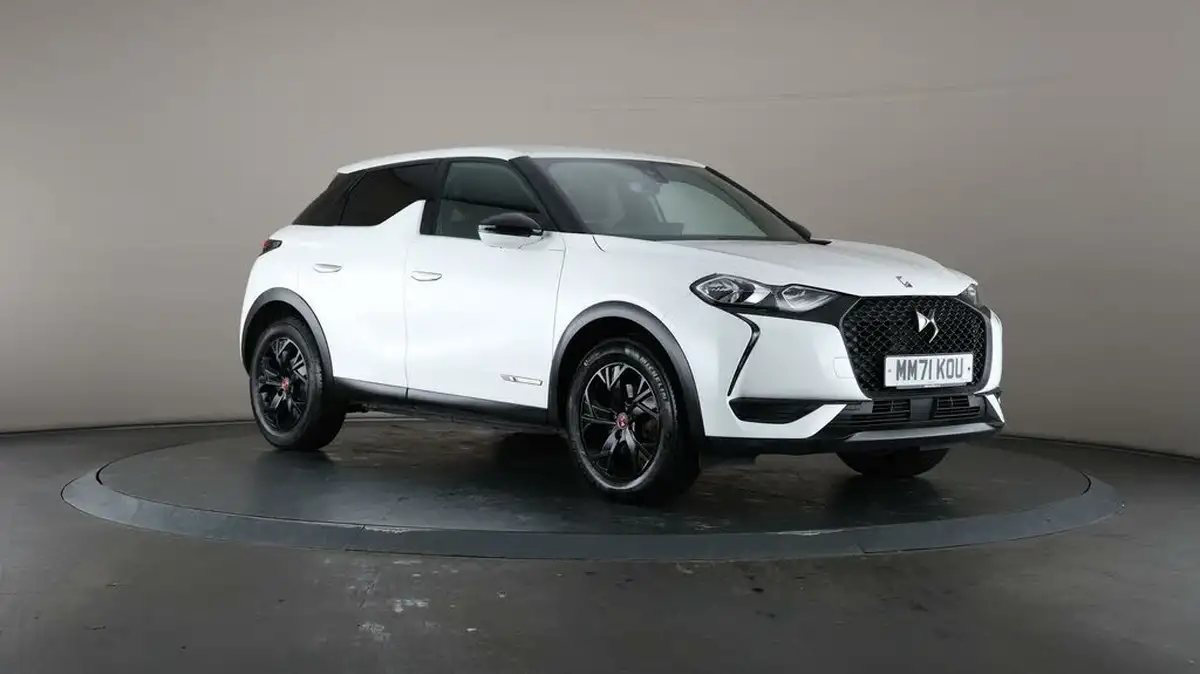 2021-ds-ds-3-crossback-e-tense-performance-line-big-0
